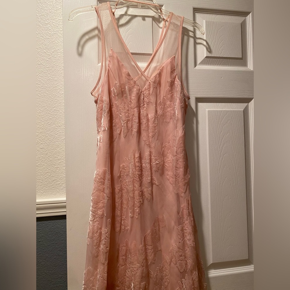Beaut pink velvet dresss